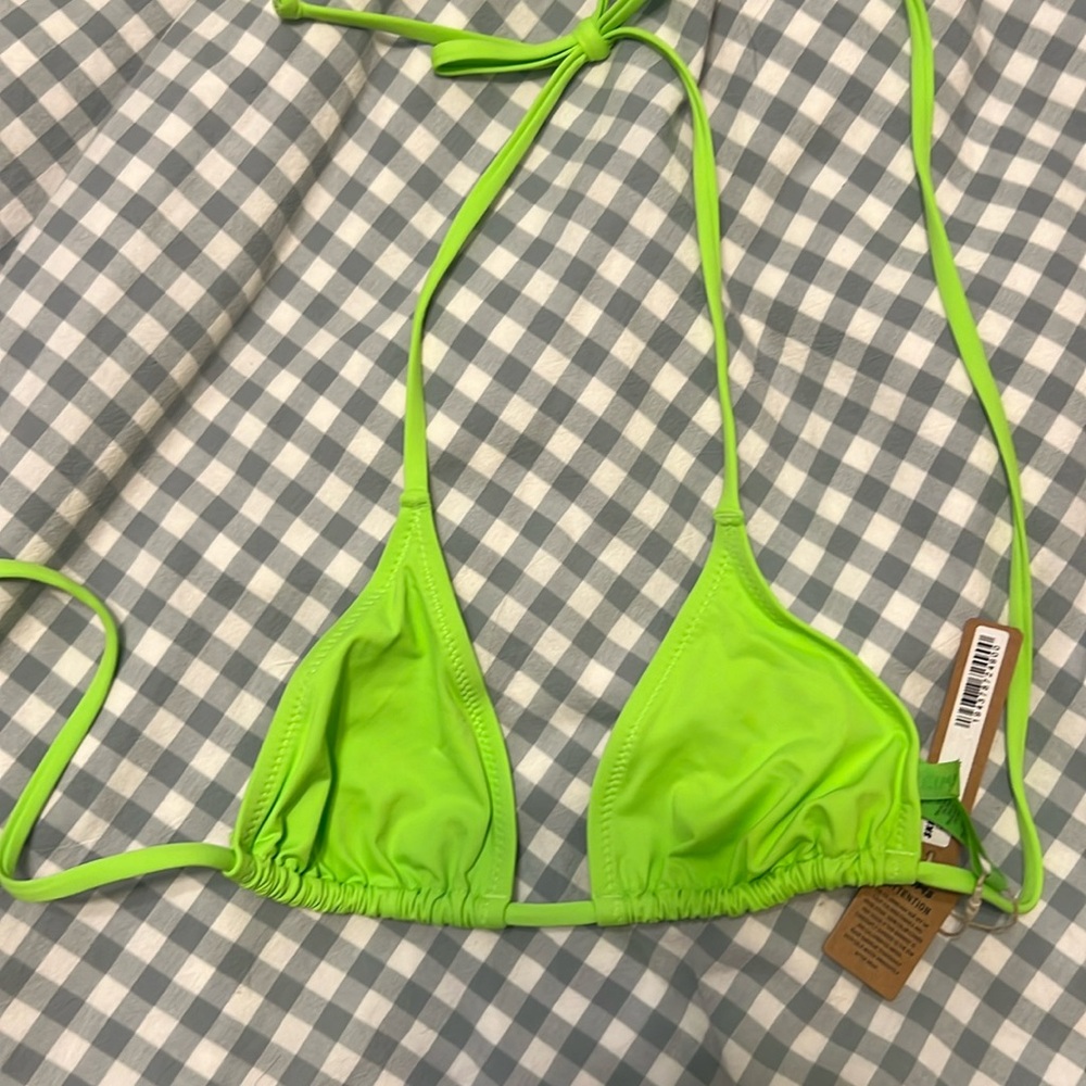 Skims bikini top